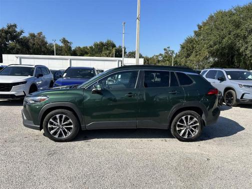 2023 Toyota Corolla Cross XLE