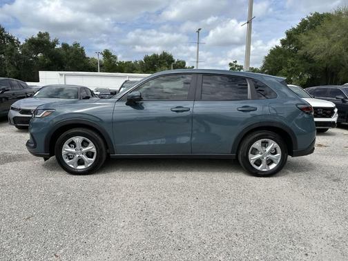 Pearl 2025 Honda HR-V LX