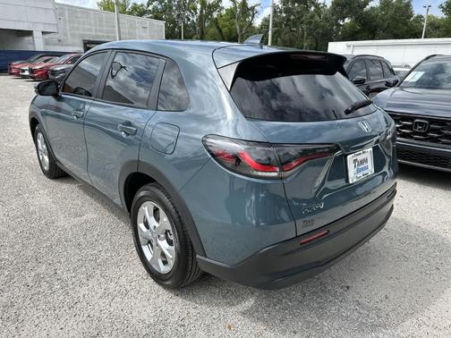 Pearl 2025 Honda HR-V LX