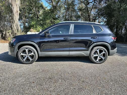 2025 Volkswagen Taos 1.5T SEL