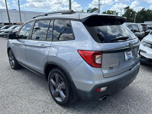 Lunar Silver Metallic 2021 Honda Passport Touring