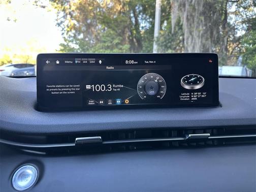 2025 Genesis GV70 2.5T