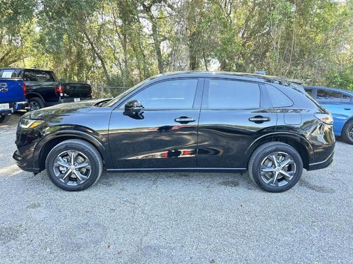 Crystal Black Pearl 2025 Honda HR-V EX-L