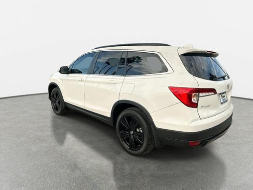 Platinum White Pearl 2022 Honda Pilot Special Edition