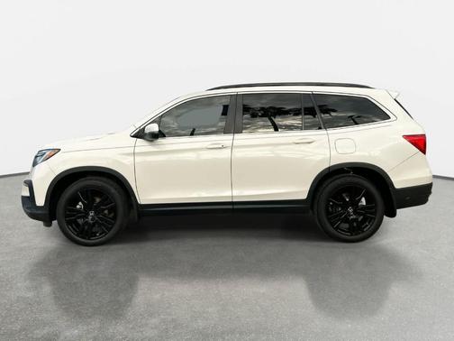 Platinum White Pearl 2022 Honda Pilot Special Edition