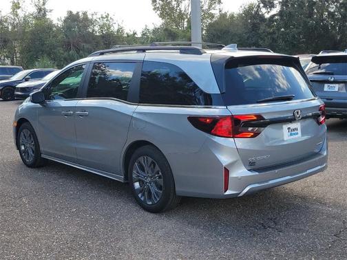 2025 Honda Odyssey Touring