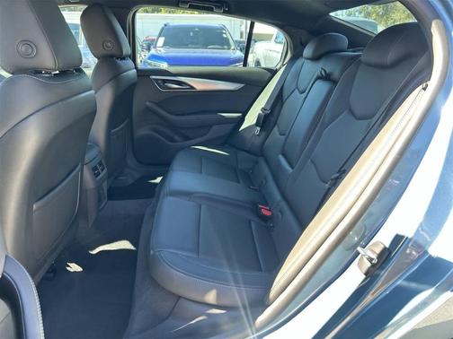 2024 Cadillac CT5 Luxury RWD