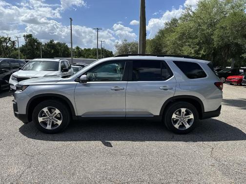 Solar Silver Metallic 2026 Honda Pilot EX-L
