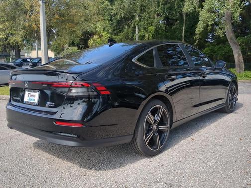 2025 Honda Accord Hybrid Sport