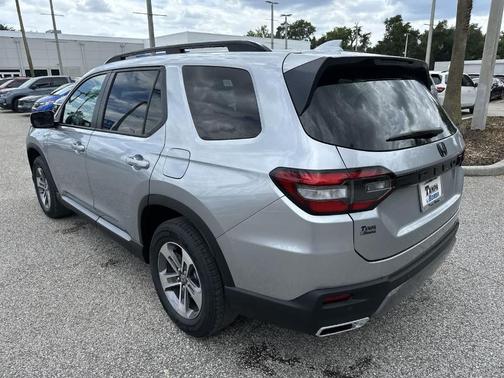 Solar Silver Metallic 2026 Honda Pilot EX-L