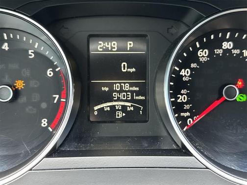 2015 Volkswagen Jetta Auto SE w/Connectivity/Navigation