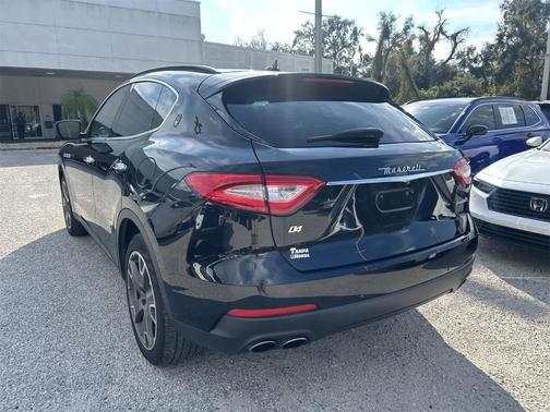2017 Maserati Levante Base