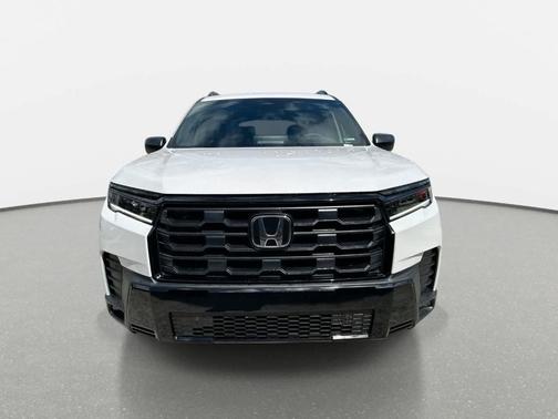 Platinum White Pearl 2026 Honda Pilot Sport