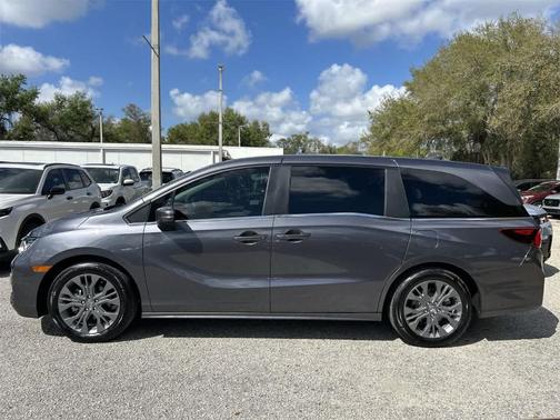 2025 Honda Odyssey Touring