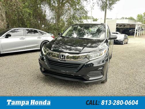 Crystal Black Pearl 2021 Honda HR-V LX