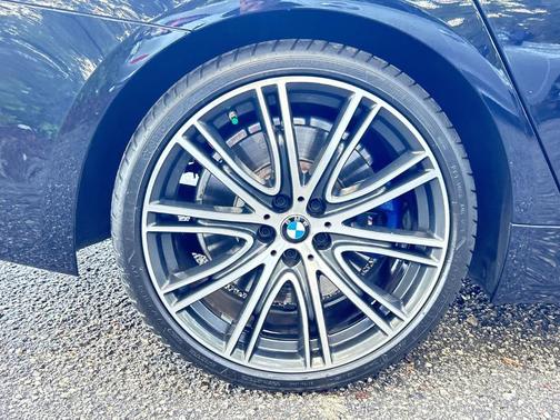 Carbon Black Metallic 2020 BMW 540 i