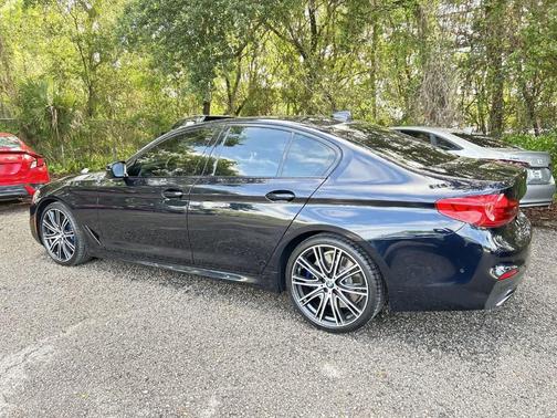 Carbon Black Metallic 2020 BMW 540 i