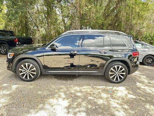 Midnight Black 2023 Mercedes-Benz GLB 250 Base