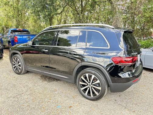 Midnight Black 2023 Mercedes-Benz GLB 250 Base