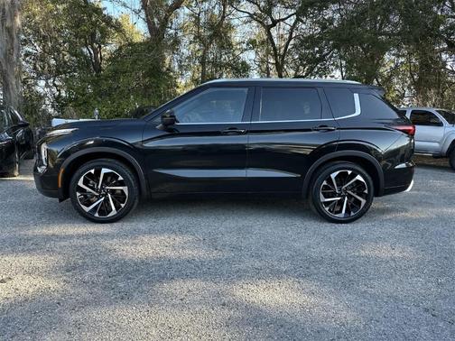 2022 Mitsubishi Outlander SEL