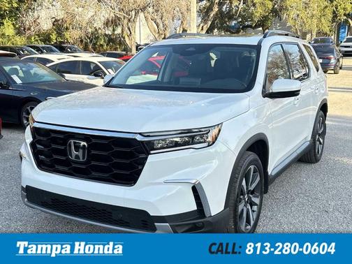 2024 Honda Pilot Touring