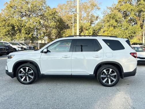 2024 Honda Pilot Touring