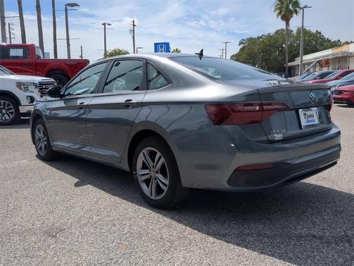 2024 Volkswagen Jetta 1.5T SE