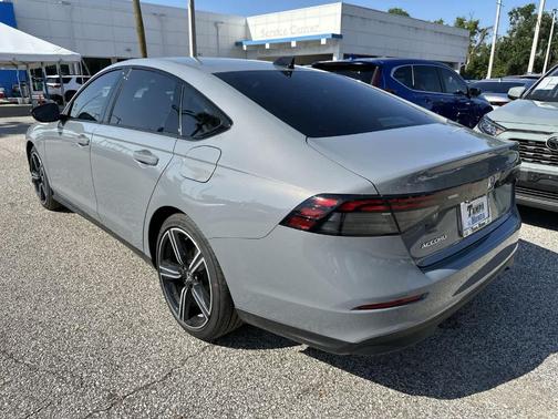 Urban Gray Pearl 2026 Honda Accord SE