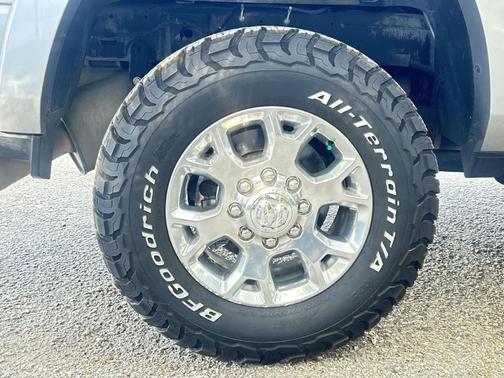 Billet Silver Metallic Clearcoat 2022 RAM 2500 Laramie