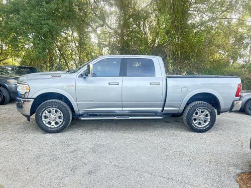 Billet Silver Metallic Clearcoat 2022 RAM 2500 Laramie