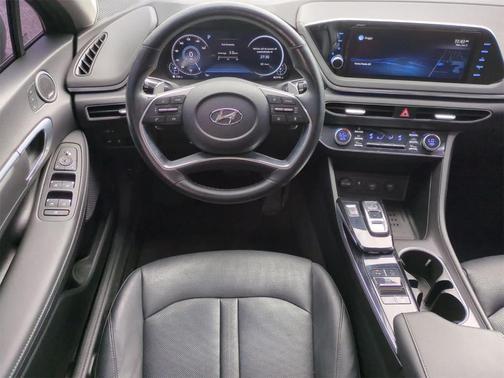 2022 Hyundai SONATA Limited