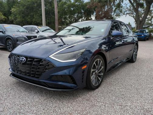 2022 Hyundai SONATA Limited