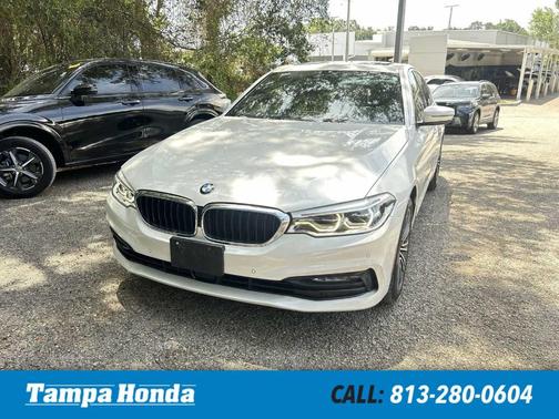 Mineral White Metallic 2018 BMW 540 i xDrive