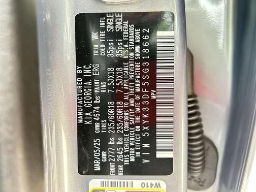 Everlasting Silver 2025 Kia Sportage EX