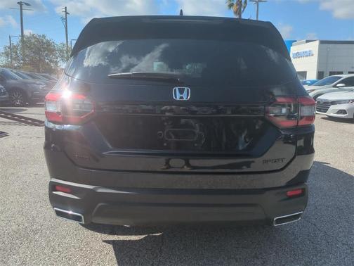 2024 Honda Pilot Sport