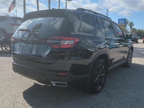 2024 Honda Pilot Sport