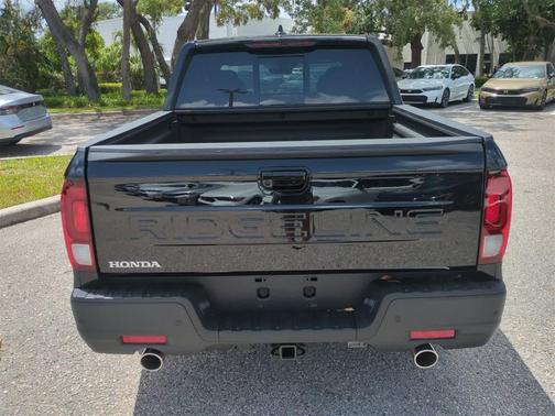 2025 Honda Ridgeline Black Edition