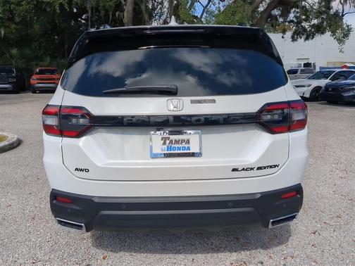 2025 Honda Pilot Black Edition