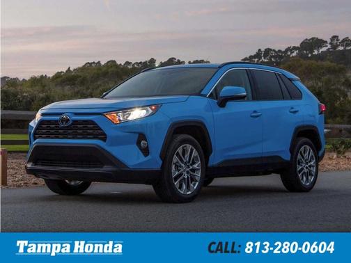 Silver Sky Metallic 2020 Toyota RAV4 XLE