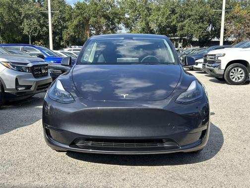 2025 Tesla Model Y Long Range