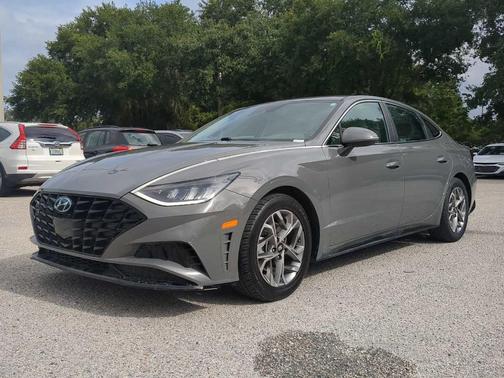 2022 Hyundai SONATA SEL