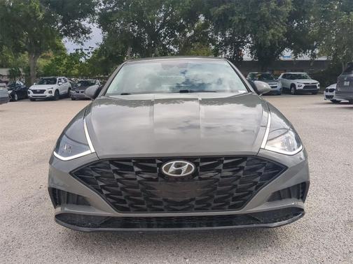 2022 Hyundai SONATA SEL