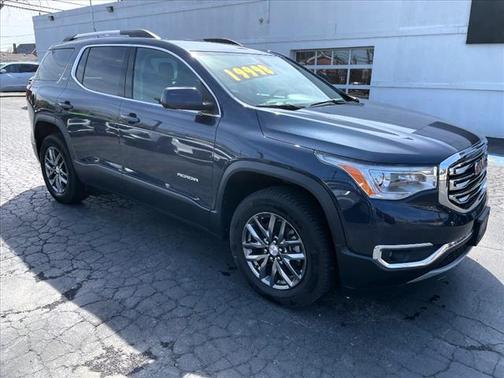 2019 GMC Acadia SLT-1