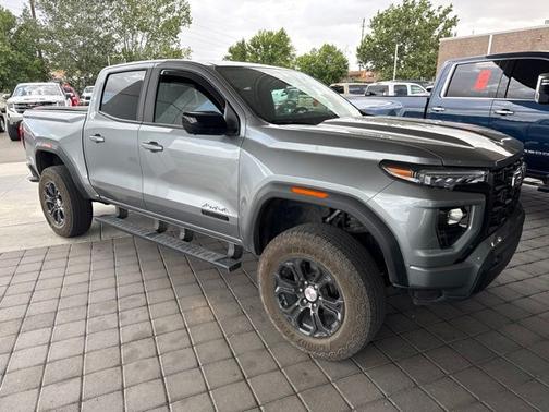 Sterling Metallic 2024 GMC Canyon Elevation