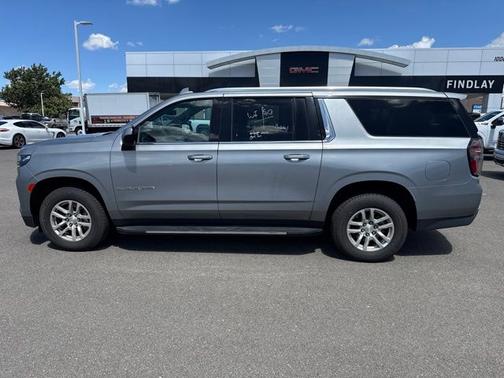 Sterling Gray Metallic 2023 Chevrolet Suburban LT