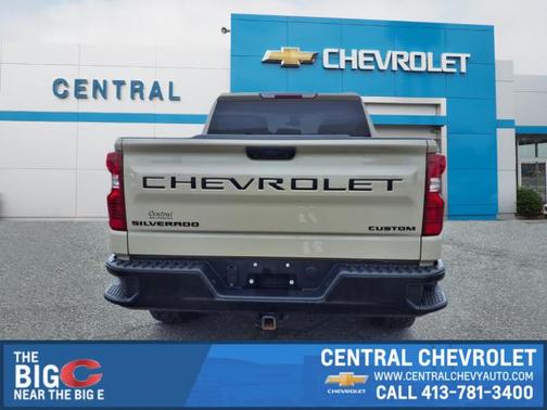 2022 Chevrolet Silverado 1500 Custom Trail Boss