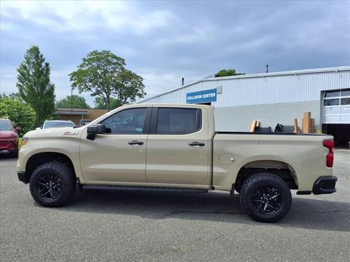 2022 Chevrolet Silverado 1500 Custom Trail Boss