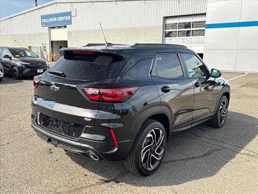 Mosaic Black Metallic 2024 Chevrolet Trailblazer RS