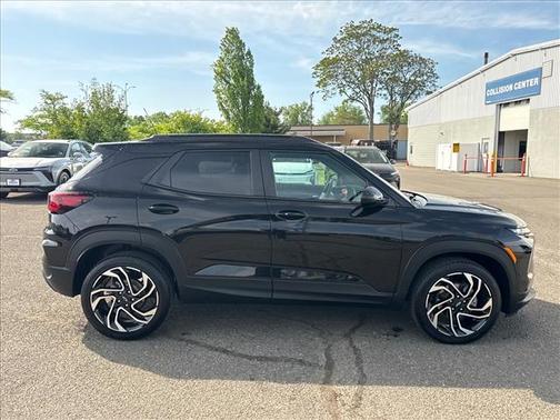 Mosaic Black Metallic 2024 Chevrolet Trailblazer RS