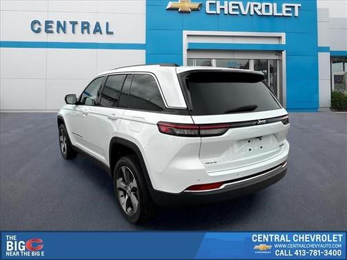 Bright White Clearcoat 2023 Jeep Grand Cherokee Limited